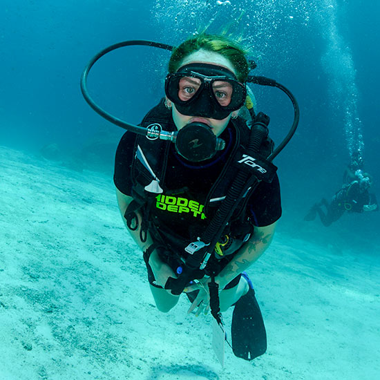 ✓ Discover Scuba Diving - Diving Koh Lanta - Hidden Depths Diving